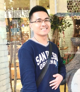 Associate Professor Chun-Ming Huang's Photo